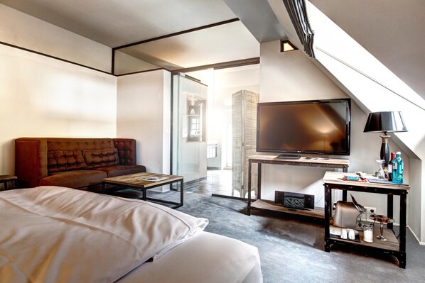 高級寢具、獨特設計、獨特裝修、書桌