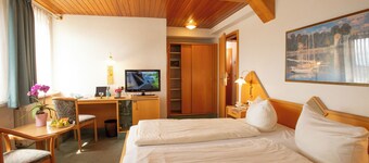 โรงแรมซุมชิฟฟ์เคิน