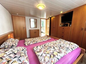 Classic Apartment, Non Smoking, Ground Floor