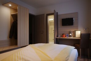 Comfort-Einzelzimmer | 1 Schlafzimmer, individuell dekoriert, individuell eingerichtet