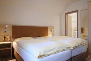 1 bedroom, individually decorated, individually furnished, desk - Gasthof Vossbur (Toppenstedt)