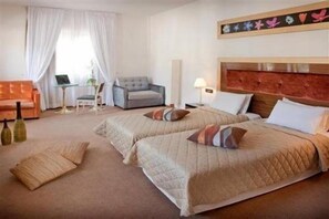 Free WiFi, wheelchair access - Dovitel Boutique (Ioannina)