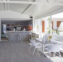 Daily cooked-to-order breakfast for a fee