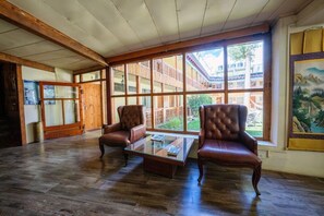 Lobby - Hotel Shambhala Resort (Leh)