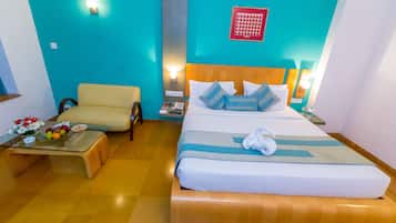 Premium bedding, minibar, in-room safe, desk