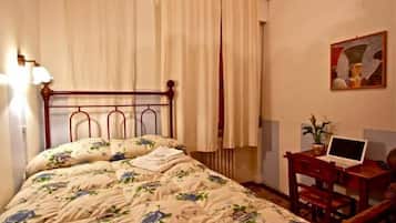 Camera singola, bagno condiviso | Biancheria da letto di alta qualità, con stile personalizzato