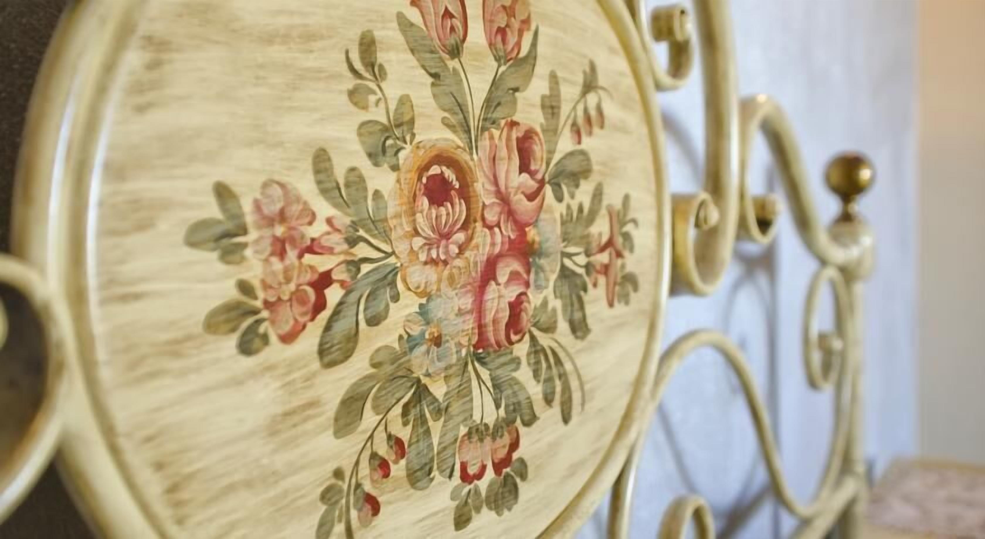 single room | 1 bedroom, minibar, desk, laptop workspace