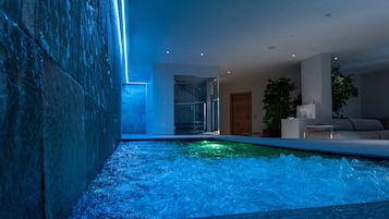 Sauna, hot tub, steam room, massages
