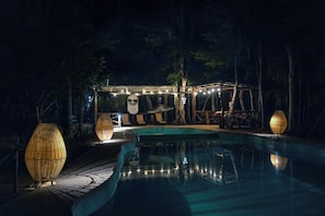 Outdoor pool, open 7:00 AM to 7:30 PM, pool umbrellas