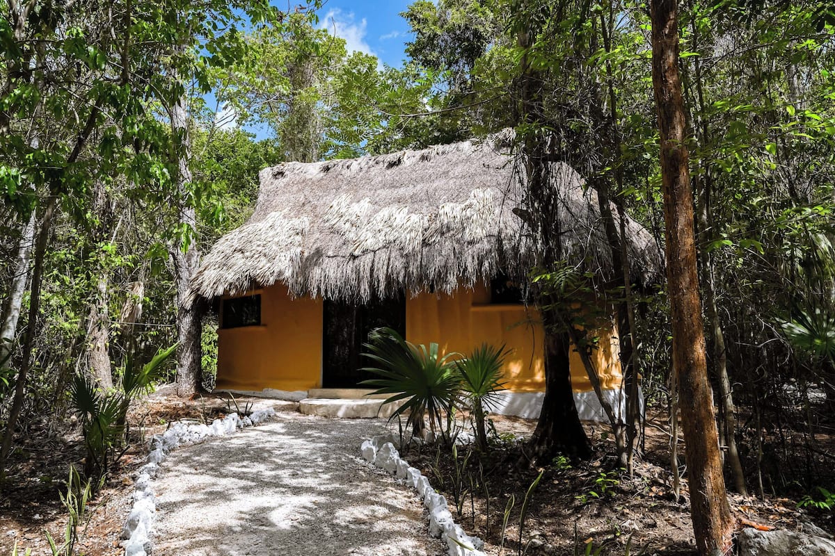 Bungalo Equilibrio | 1 bedroom, premium bedding, individually decorated, bed sheets