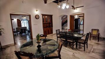 Daily local cuisine breakfast (INR 200 per person)