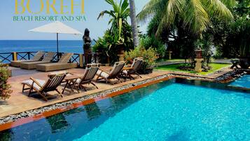 2 outdoor pools, pool loungers