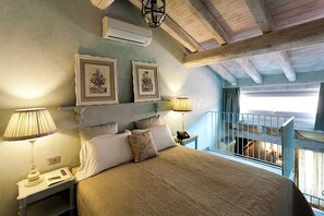 Superior Double Room Annex Building | Bathroom