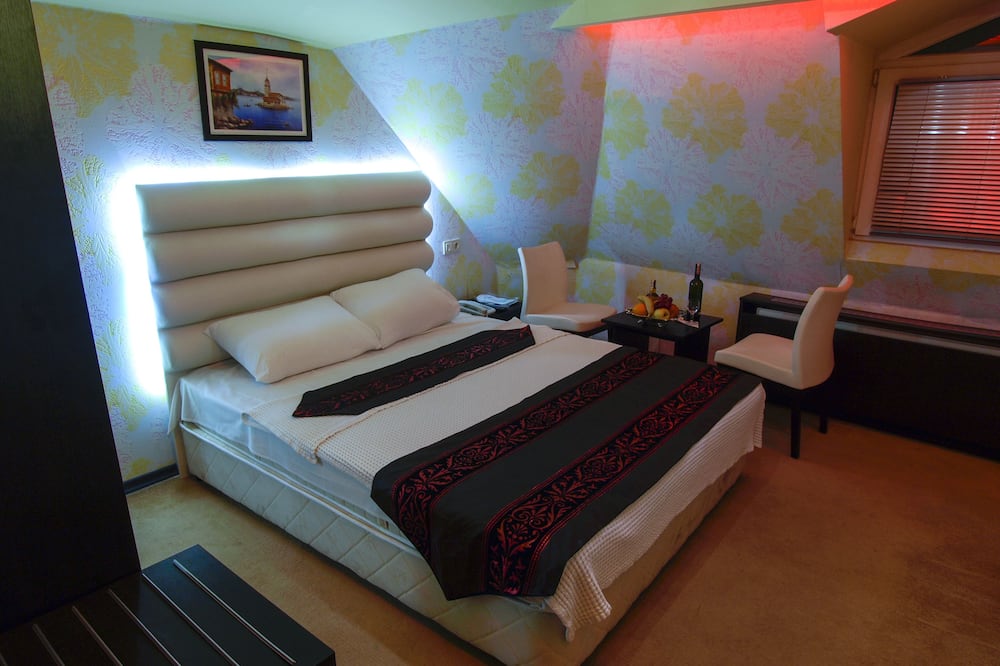 Timya Hotel