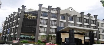 The Axana Hotel