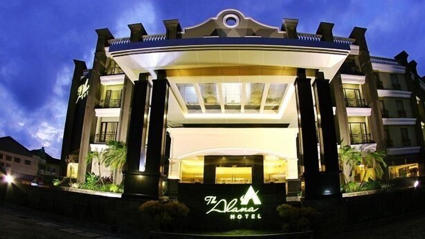 Unclassified image, 1 of 33, button - The Axana Hotel (Padang)