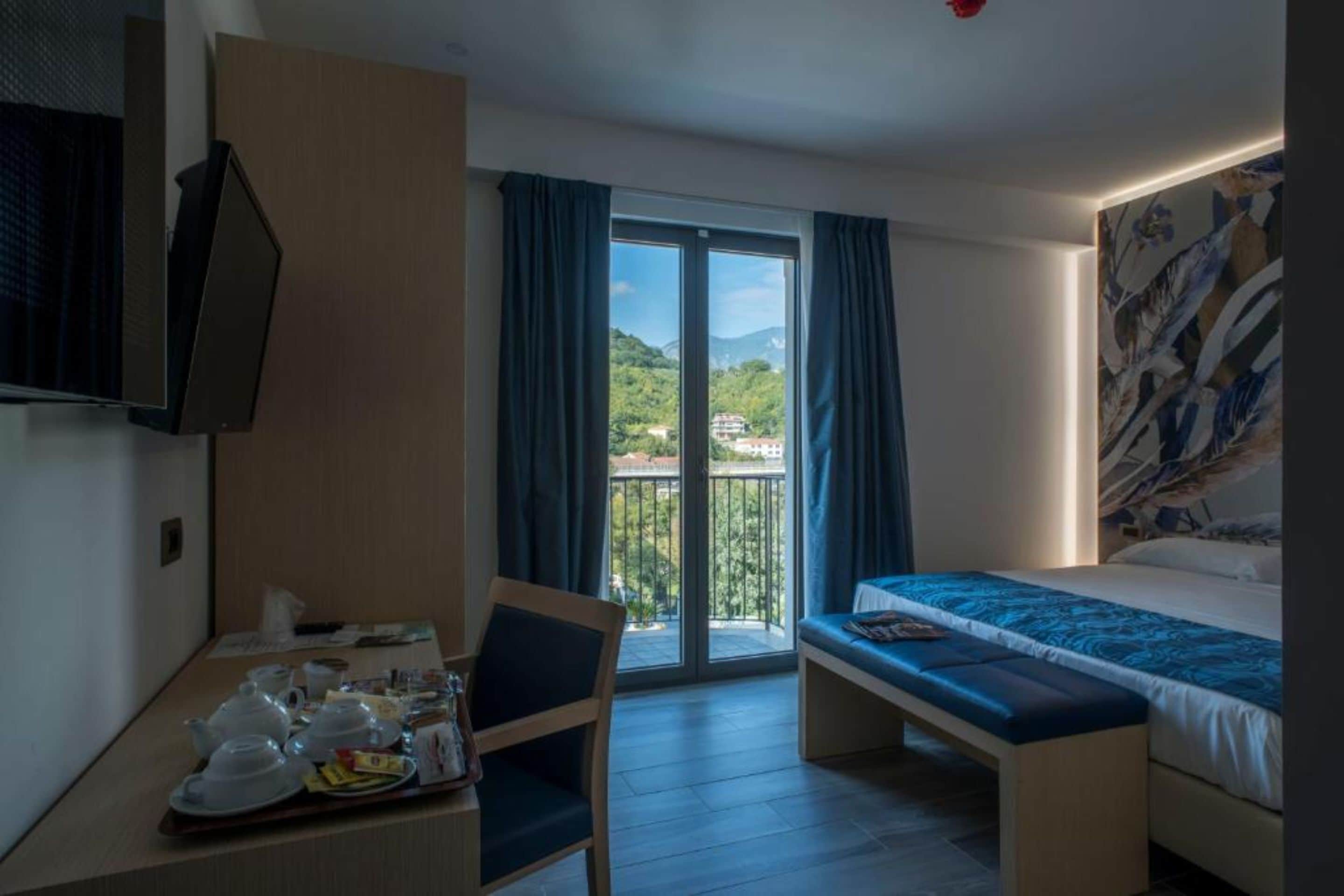 standard double room, 1 double bed (dependance) | in-room safe, desk, soundproofing, cots/infant beds