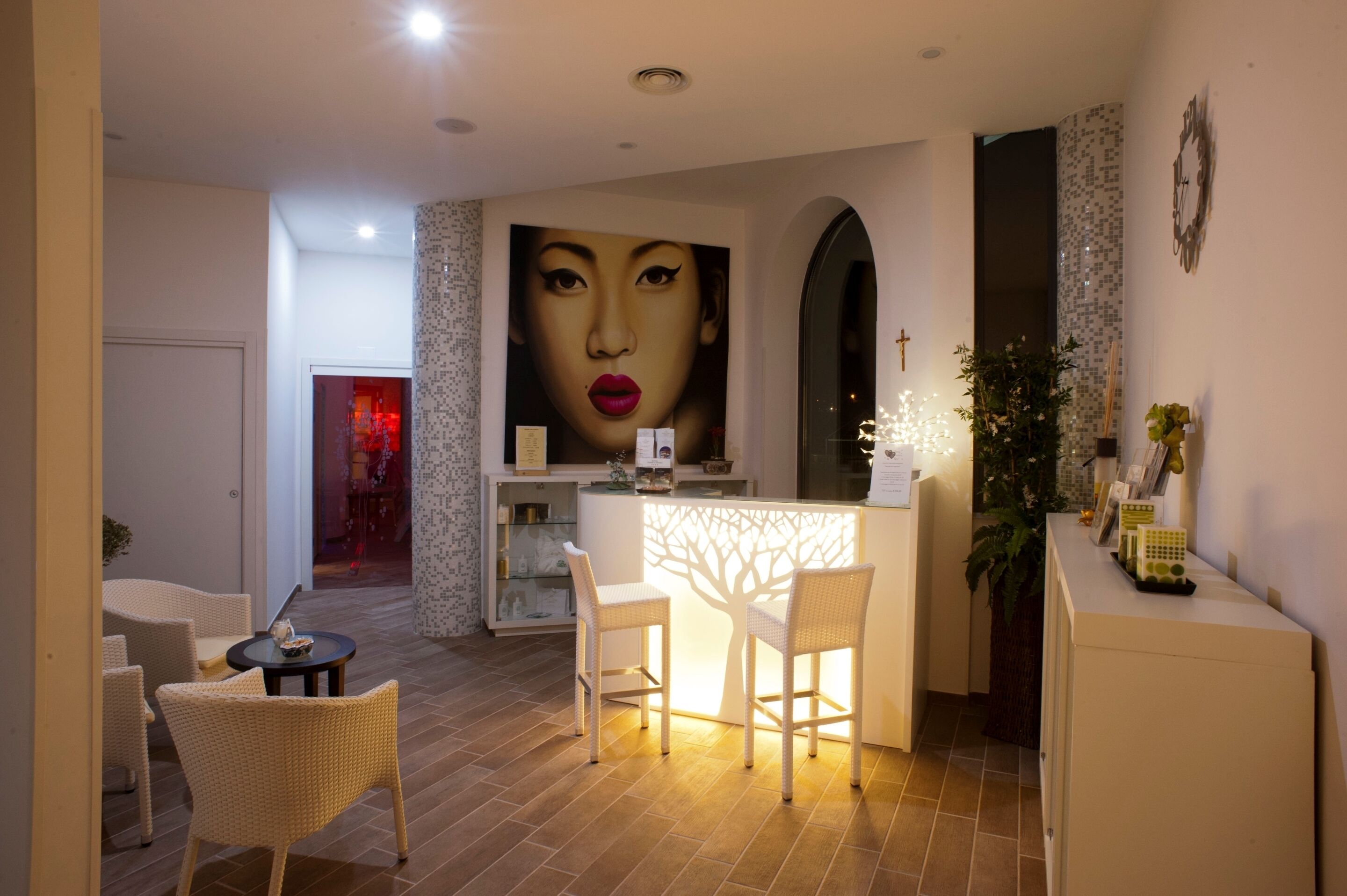 Couples treatment room(s), Turkish bath/hammam, body treatments