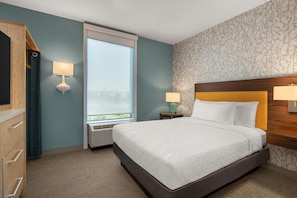 Suite, 1 Queen Bed, Accessible (Hearing)