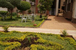 Property entrance - Nikki Hotel (Niamey)