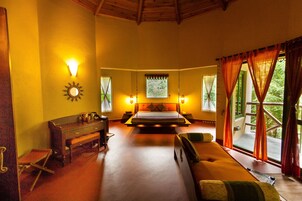 Suite | Rollaway beds, bed sheets