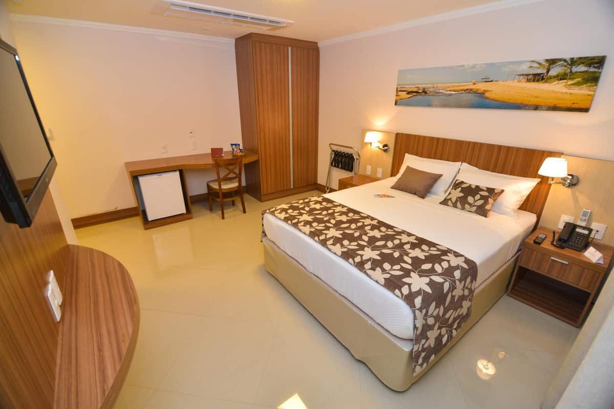 minibar, in-room safe, blackout curtains, soundproofing