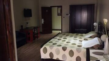 Ropa de cama de alta calidad, colchones Tempur-Pedic, minibar