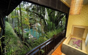 Suite Premier, balcone, vista piscina (Free 2ways Transfer) | Vista dalla camera