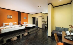 Suíte família, sacada, vista para a piscina (Free 2ways Transfer) | Comodidades do quarto