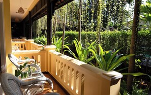 Suíte premier, sacada, vista para a piscina (Free 2ways Transfer) | Sacada