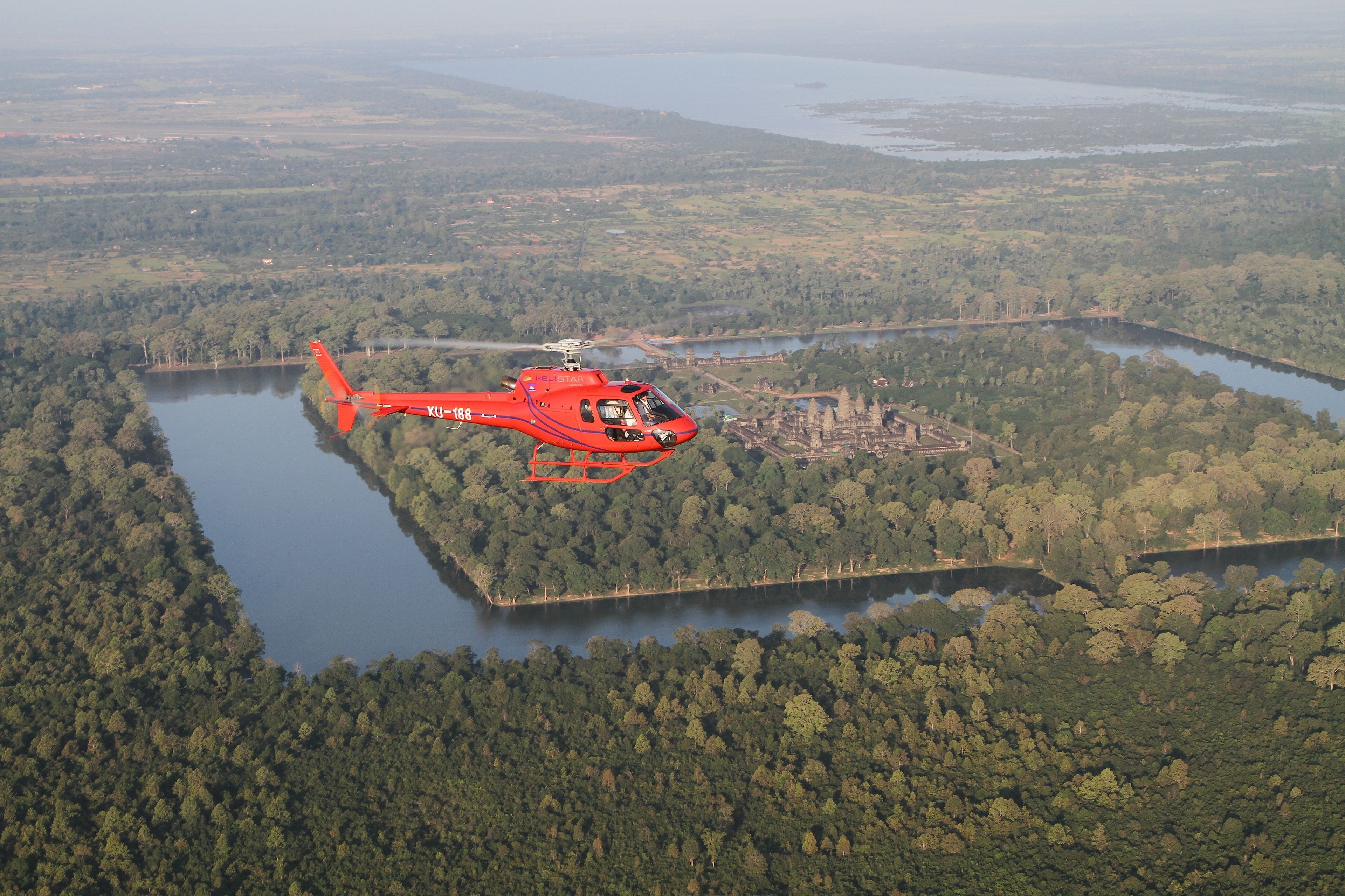 helicopter/plane tours