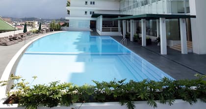 Sintesa Peninsula Hotel Manado
