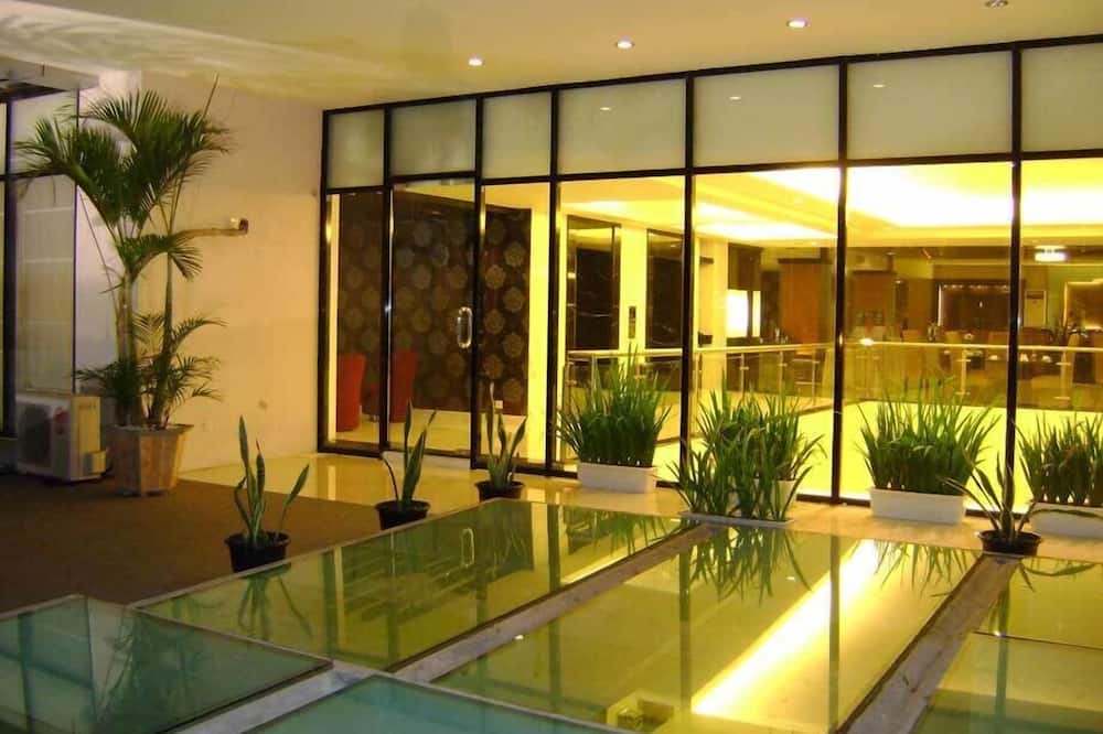 Travello Manado