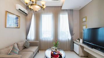 Télévision LCD de 32 pouces avec chaînes thématiques, télévision