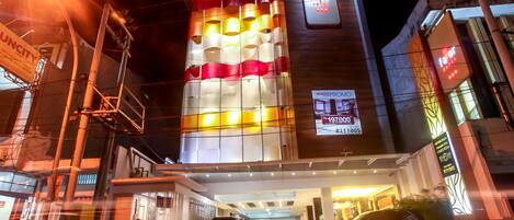 Front of property – evening/night