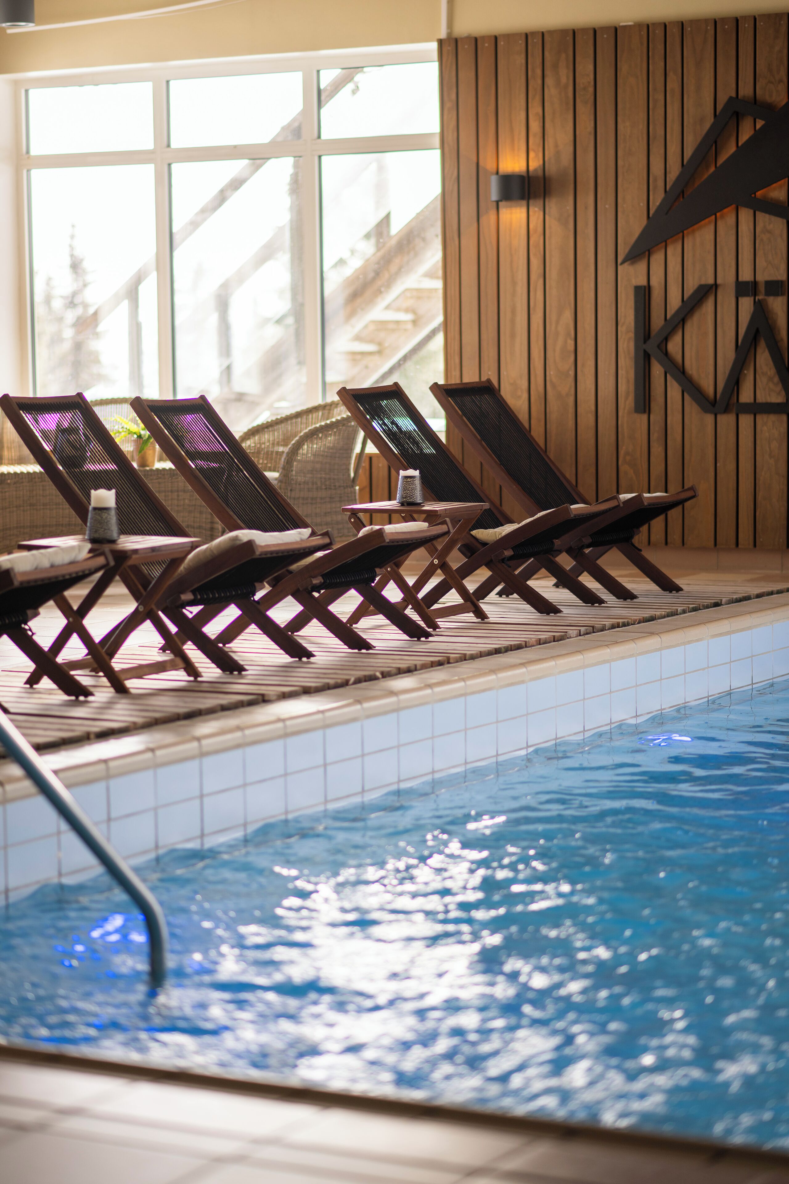 Body treatments, aromatherapy, Swedish massages, massages on the beach