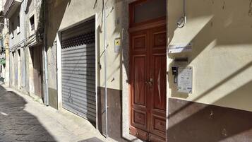 EntrĂ©e de lâhĂ©bergement