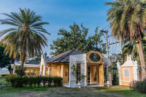 Reception - Rosario Oasis Resort - SHA Plus (San Sai)