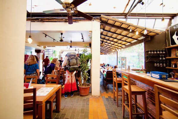 สถานที่จัดงานประชุม