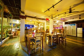 Lobby - Naga Angkor Hostel (Siem Reap)