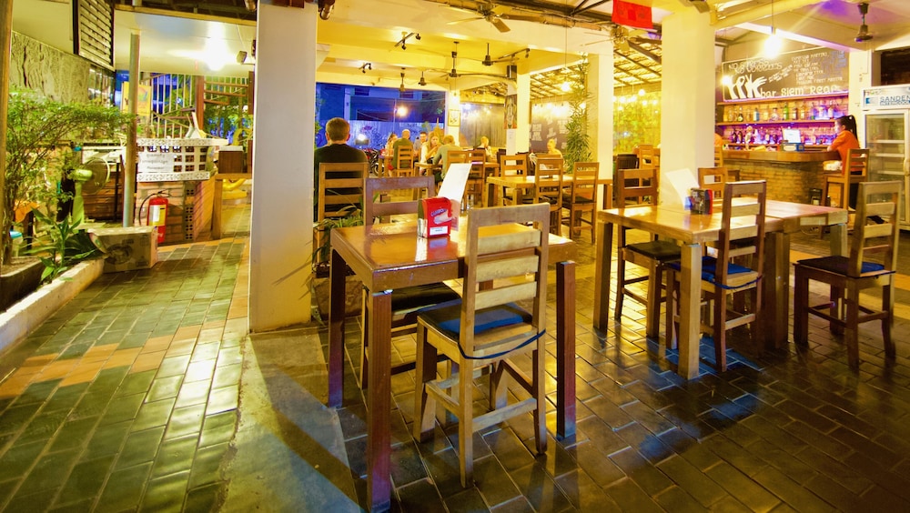 Naga Angkor Hostel by null