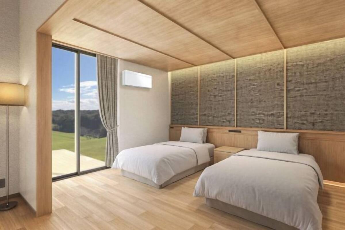 In-room safe, desk, blackout curtains, free WiFi