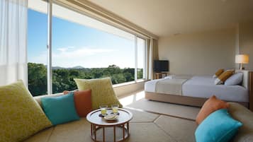 In-room safe, laptop workspace, blackout drapes, free WiFi