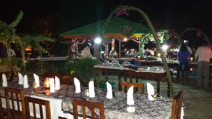 Se sirven desayunos, comidas, cenas y cocina italiana 