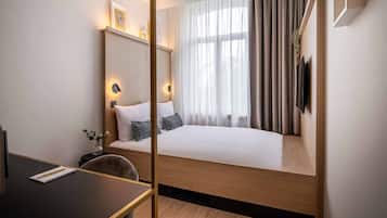 Comfort Double Room (Cosy) | Minibar, in-room safe, individually decorated, desk