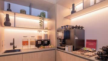 Petit déjeuner continental servi tous les jours en supplément