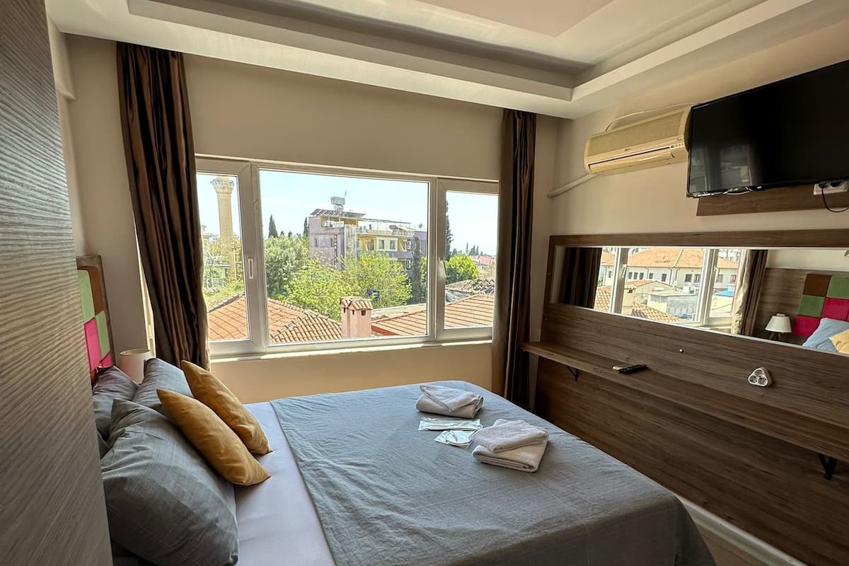 Soundproofing, iron/ironing board (on request), WiFi (free), bed sheets