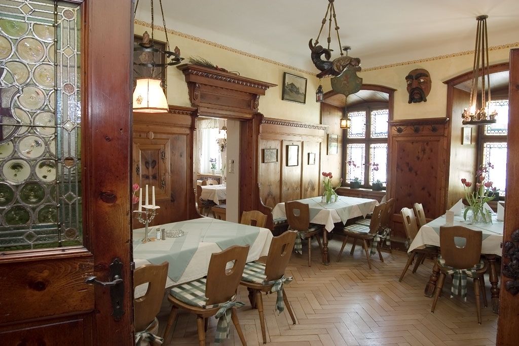 2 Restaurants; Frühstück, Mittagessen und Abendessen werden serviert