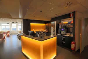 Bar-cafetería