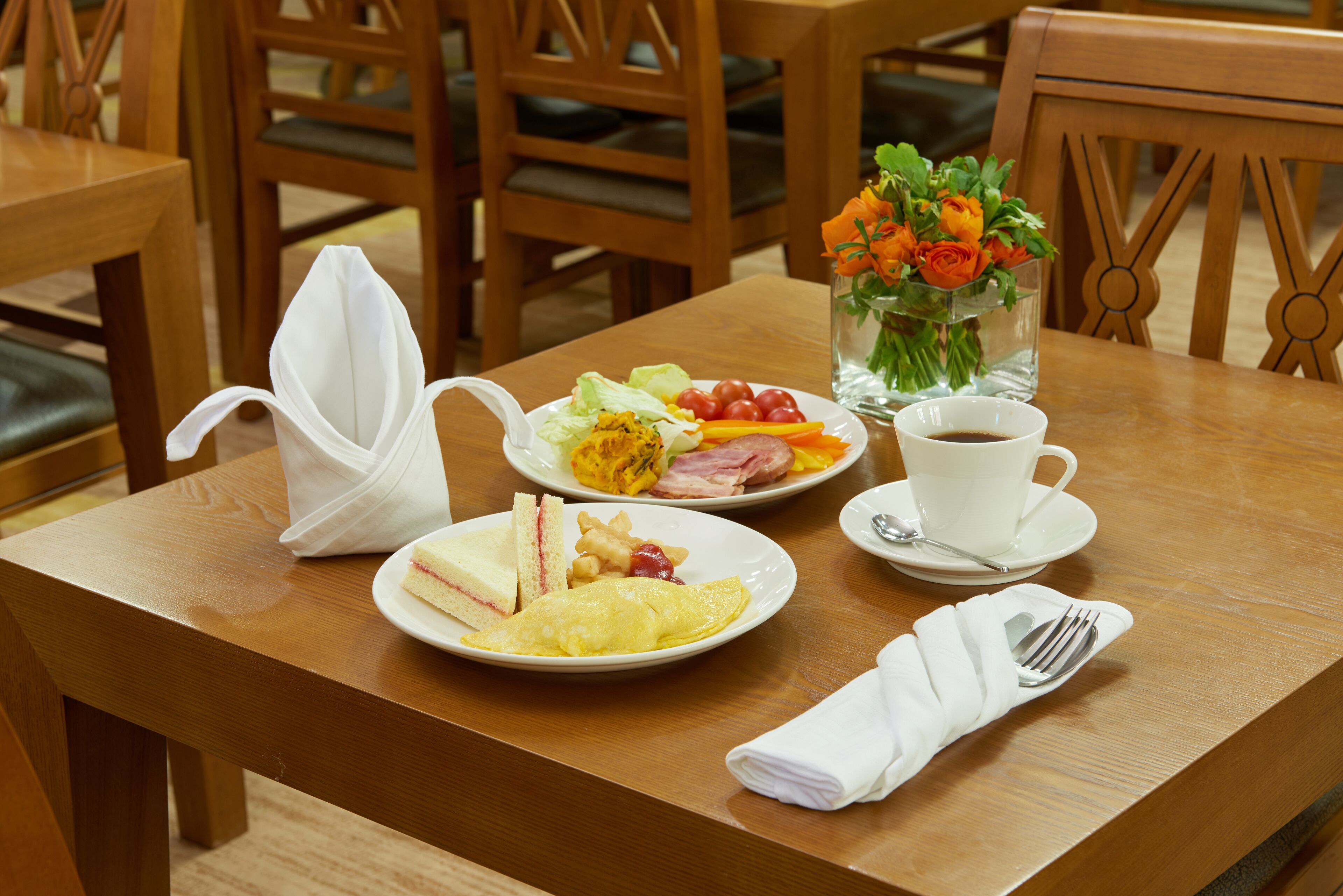 daily buffet breakfast (krw 19000 per person)